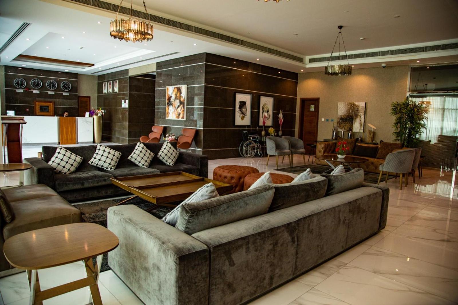 Ginger Luxury House Aparthotel Manama Exteriör bild