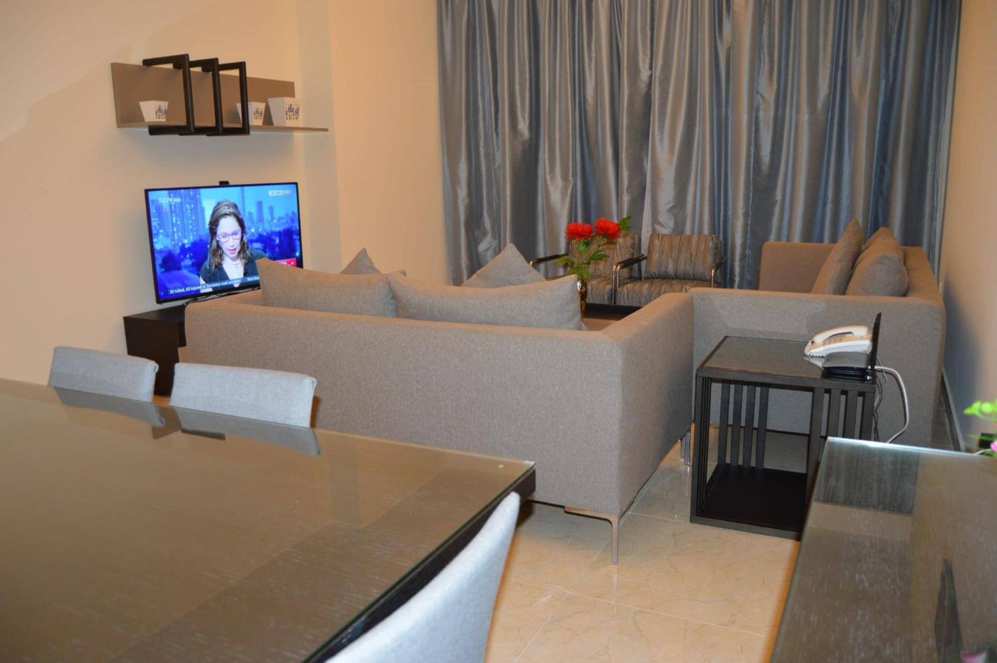 Ginger Luxury House Aparthotel Manama Exteriör bild