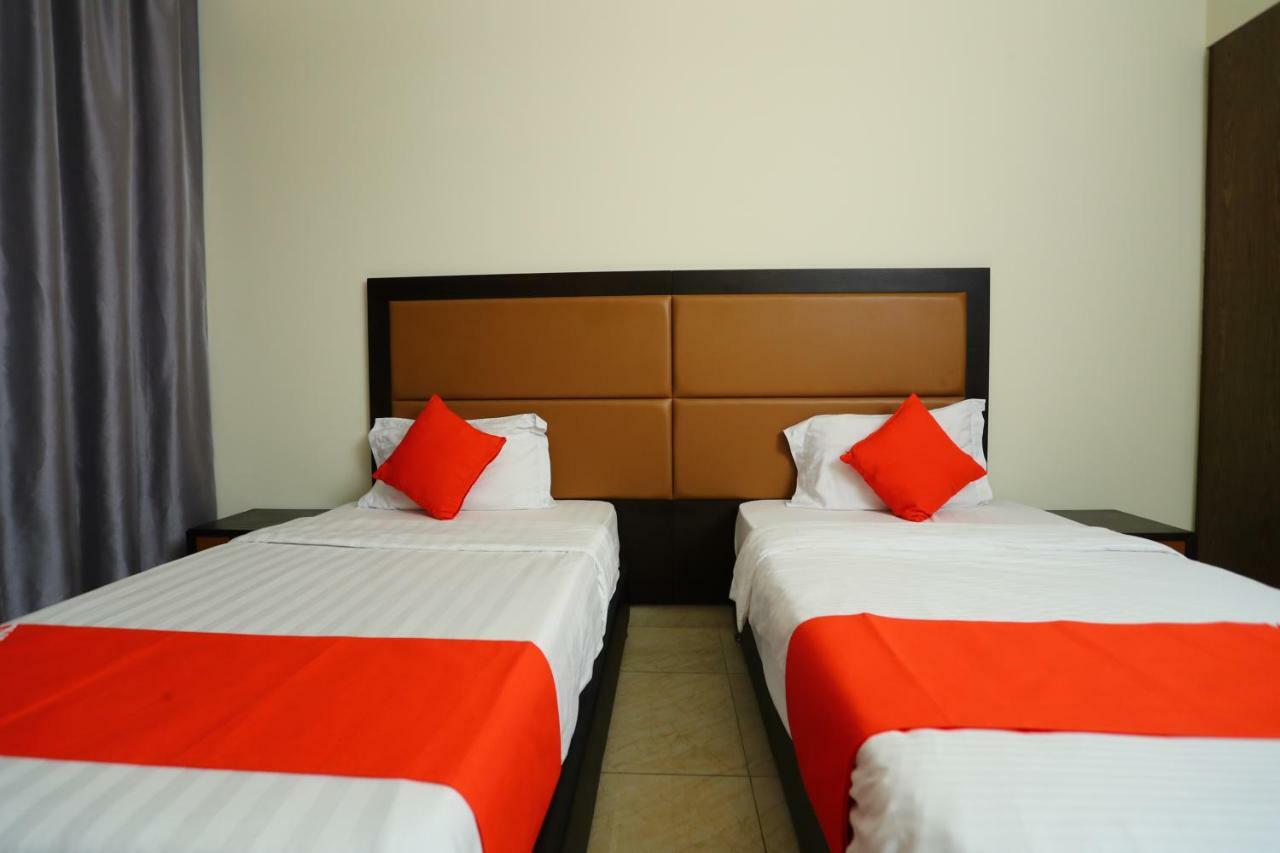 Ginger Luxury House Aparthotel Manama Exteriör bild